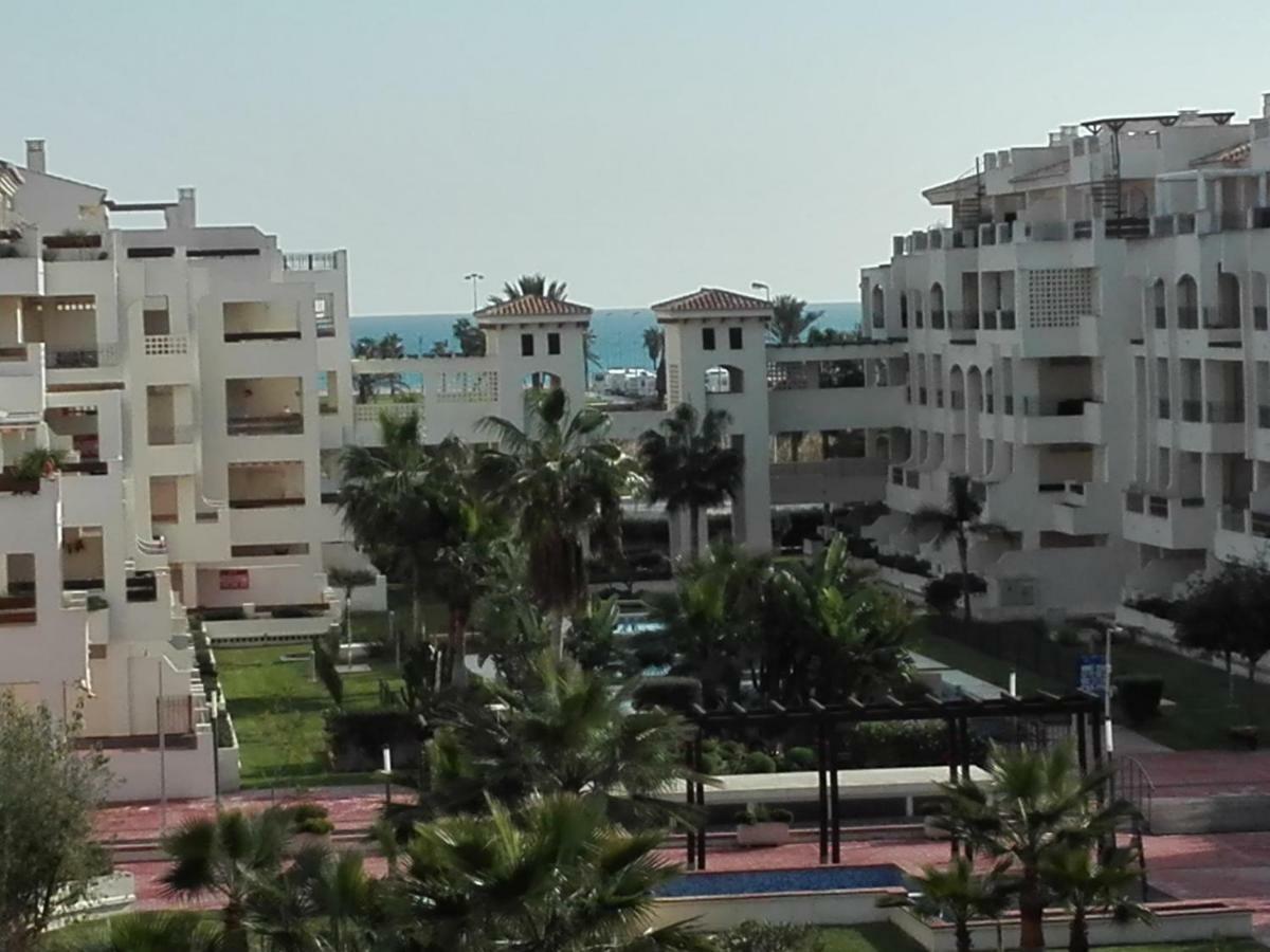 Entre El Mar Y El Golf. Wifi Privado. Apartamento Roquetas de Mar