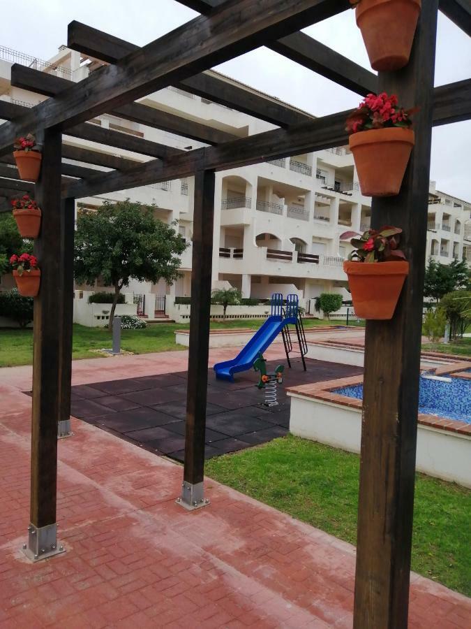 Apartment Entre El Mar Y El Golf. Wifi Privado.